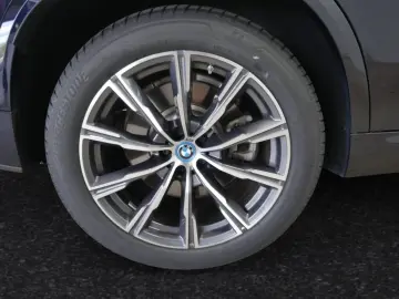 X5 xDrive50e  € 1.190 Zubehörbonus M Sport AHK