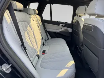 X5 xDrive50e  € 1.190 Zubehörbonus M Sport Pano