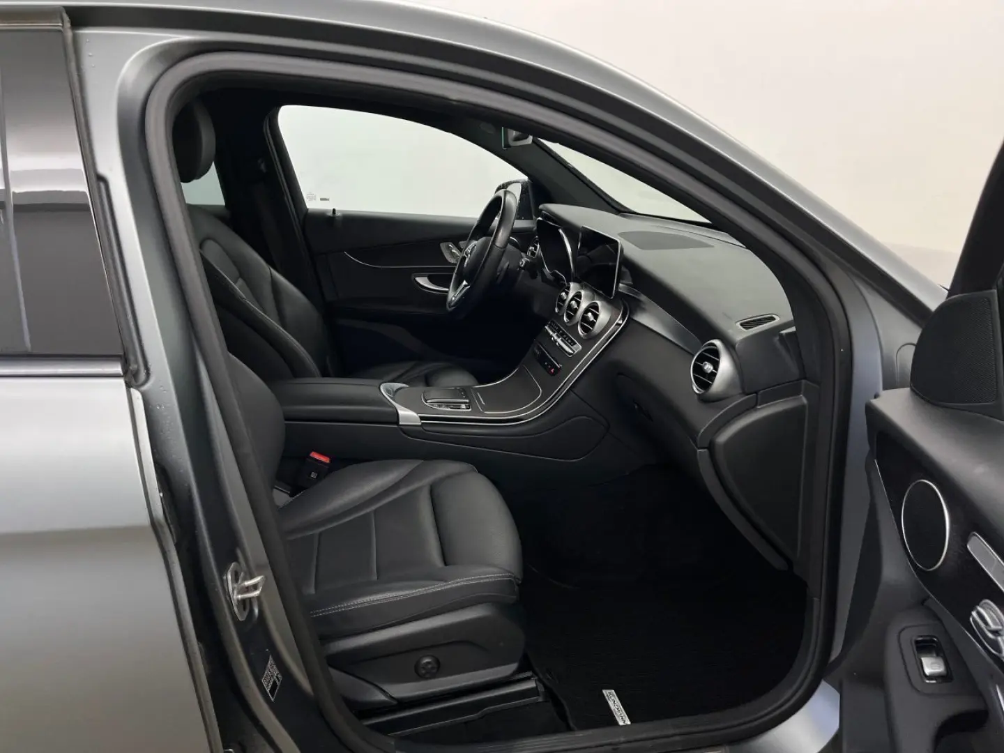 GLC 300 de 4Matic Coupe AHK El.Heckkl. Key LED R