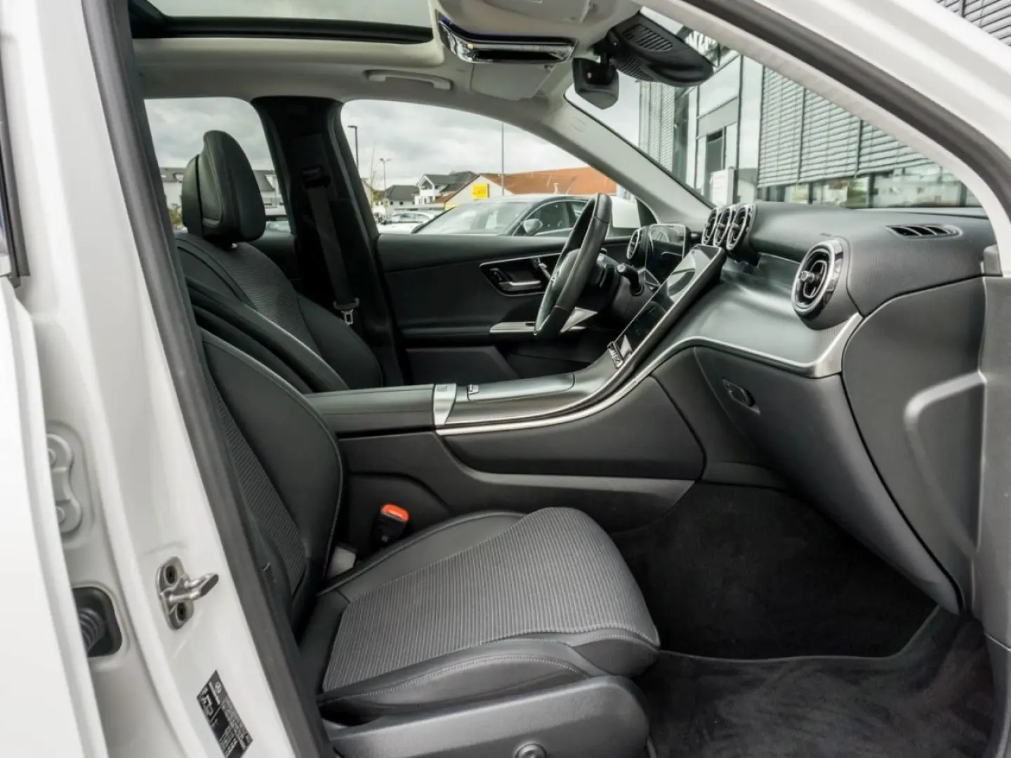 Mercedes-Benz GLC 200 4Matic Panorama Standheizung 360