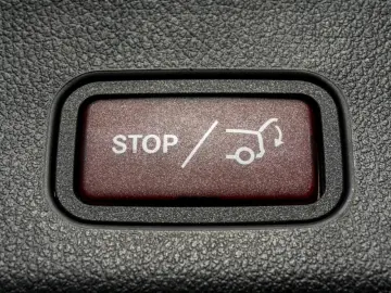 Mercedes-Benz GLC 200 4Matic Panorama Standheizung 360