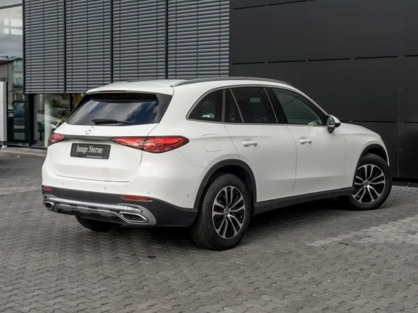 Mercedes-Benz GLC 200 4Matic Panorama Standheizung 360