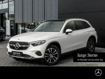 Mercedes-Benz GLC 200 4Matic Panorama Standheizung 360