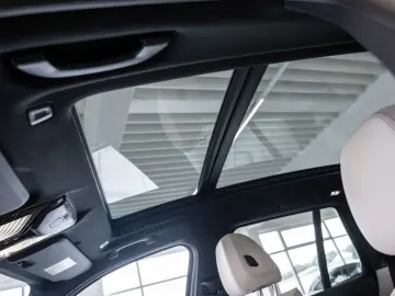 X3 xDrive 30i M-Sport PANO AHK HUD 360  LASER