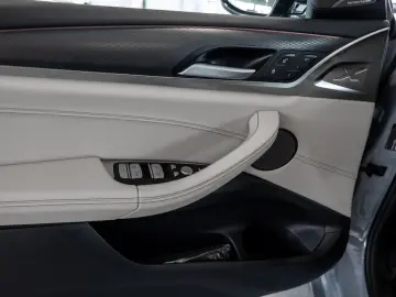 X3 xDrive 30i M-Sport PANO AHK HUD 360  LASER