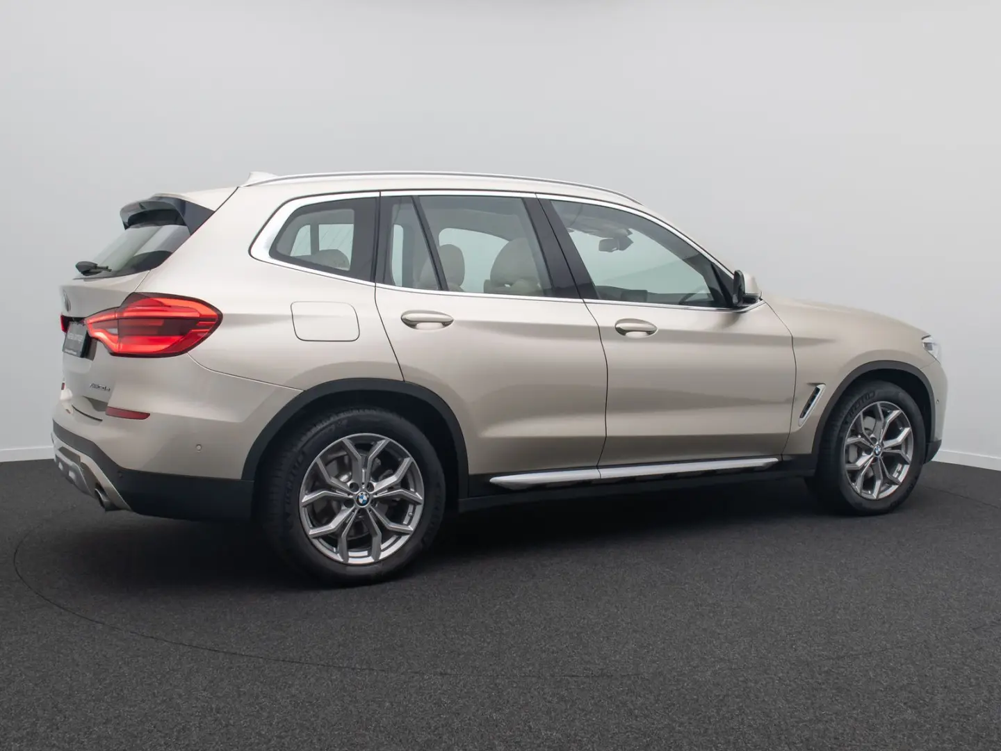 X3 xD30e xLine HUD 360 DAB Alarm HiFi Individual