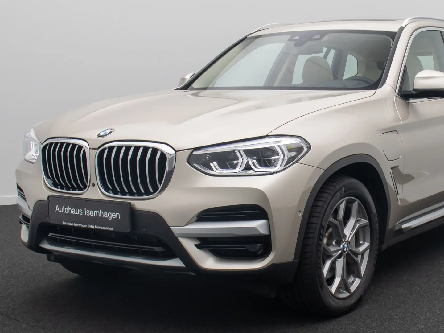 X3 xD30e xLine HUD 360 DAB Alarm HiFi Individual