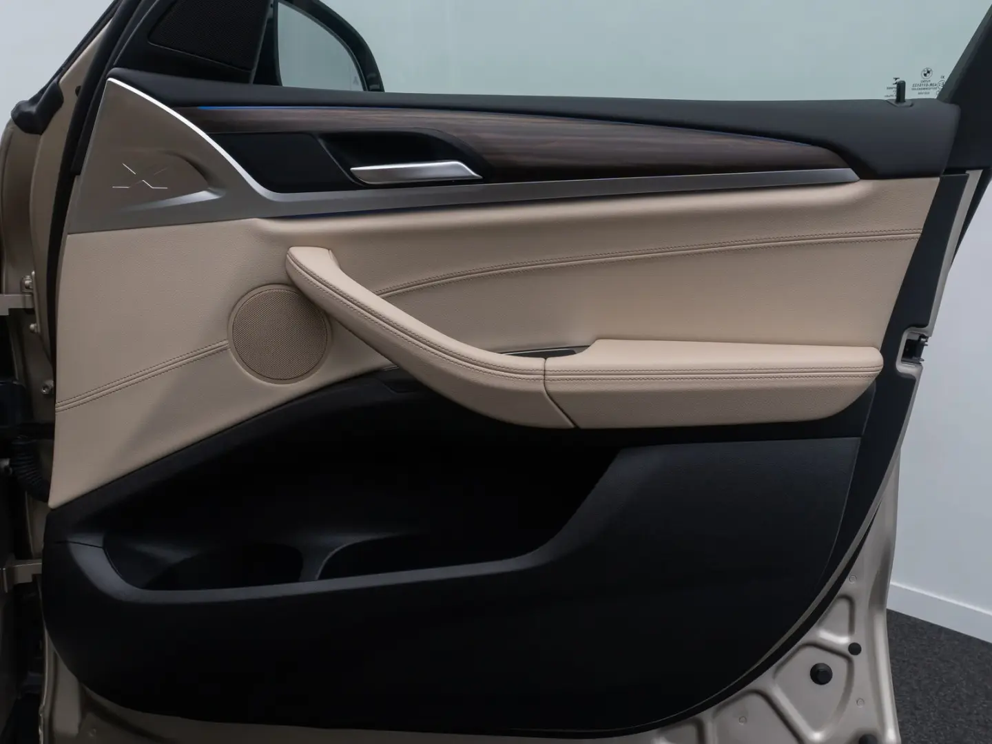 X3 xD30e xLine HUD 360 DAB Alarm HiFi Individual