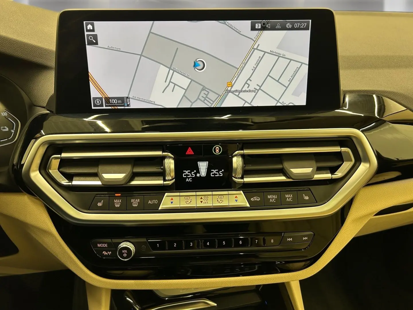 X3 xDrive30e Navi AHK Kamera Pano.Dach HiFi LED