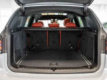 X3 40i xDrive FACEL. PANO HUD LASER LED W-LAN M