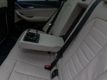 X3 M40i  Panorama Laser 360 HUD DAB HiFi AHK ACC