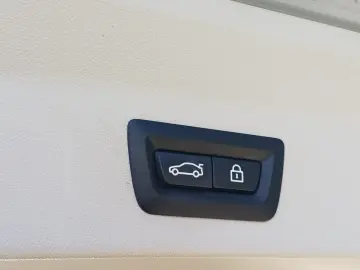 BMW X3 xDrive30e Plug-in Hybrid Advantage AT