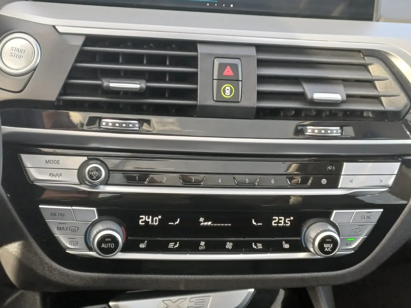 BMW X3 xDrive30e Plug-in Hybrid Advantage AT