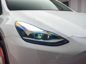 TESLA MODEL Y LONG RANGE