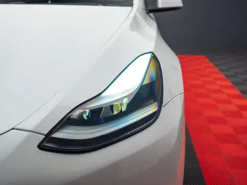 TESLA MODEL Y LONG RANGE