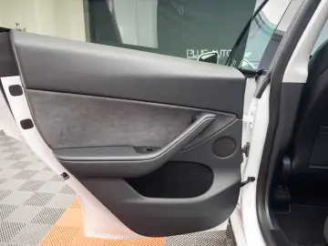 TESLA MODEL Y LONG RANGE