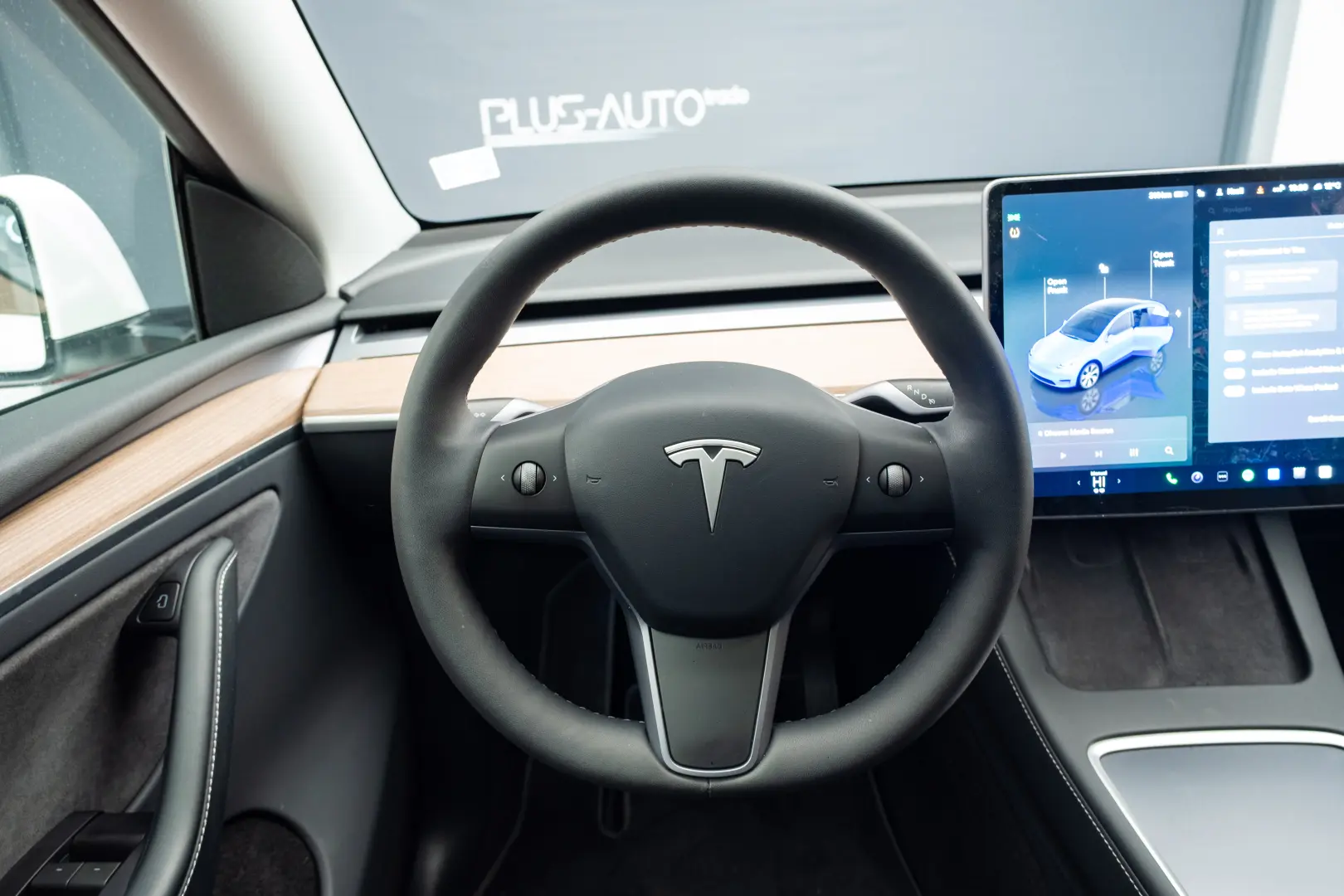TESLA MODEL Y LONG RANGE