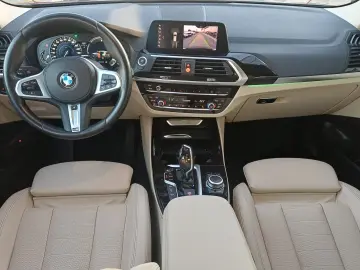 BMW X3 xDrive30e 2.0 Plug-in Hybrid Advantage AT
