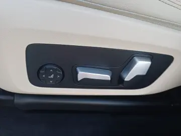 BMW X3 xDrive30e 2.0 Plug-in Hybrid Advantage AT