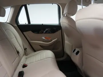 GLC 300 de 4Matic 9G-Tronic Leder Temp Kamera La