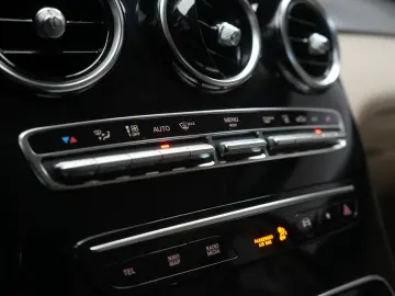 GLC 300 de 4Matic 9G-Tronic Leder Temp Kamera La