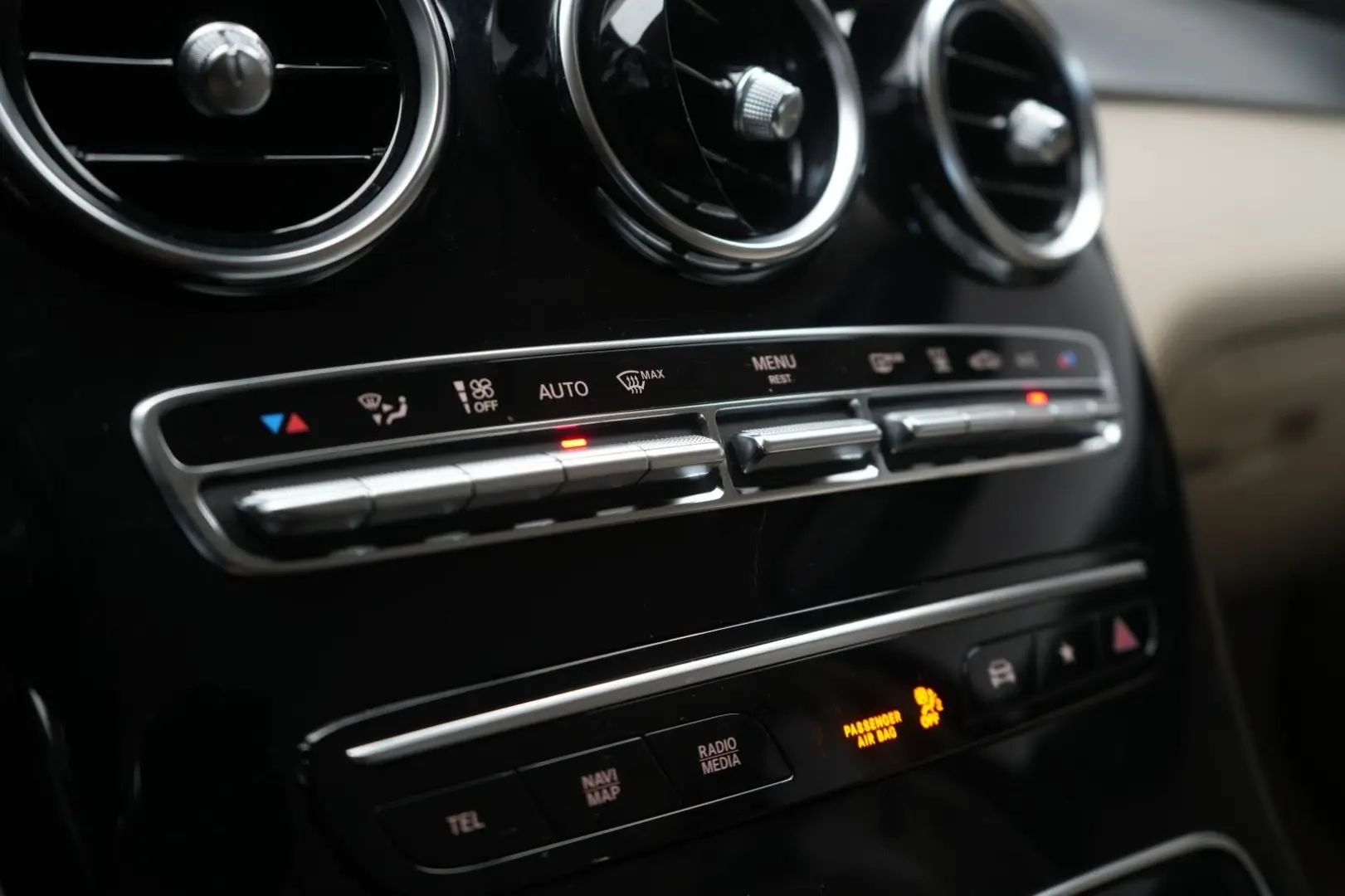 GLC 300 de 4Matic 9G-Tronic Leder Temp Kamera La