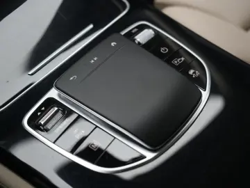 GLC 300 de 4Matic 9G-Tronic Leder Temp Kamera La