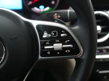 GLC 300 de 4Matic 9G-Tronic Leder Temp Kamera La