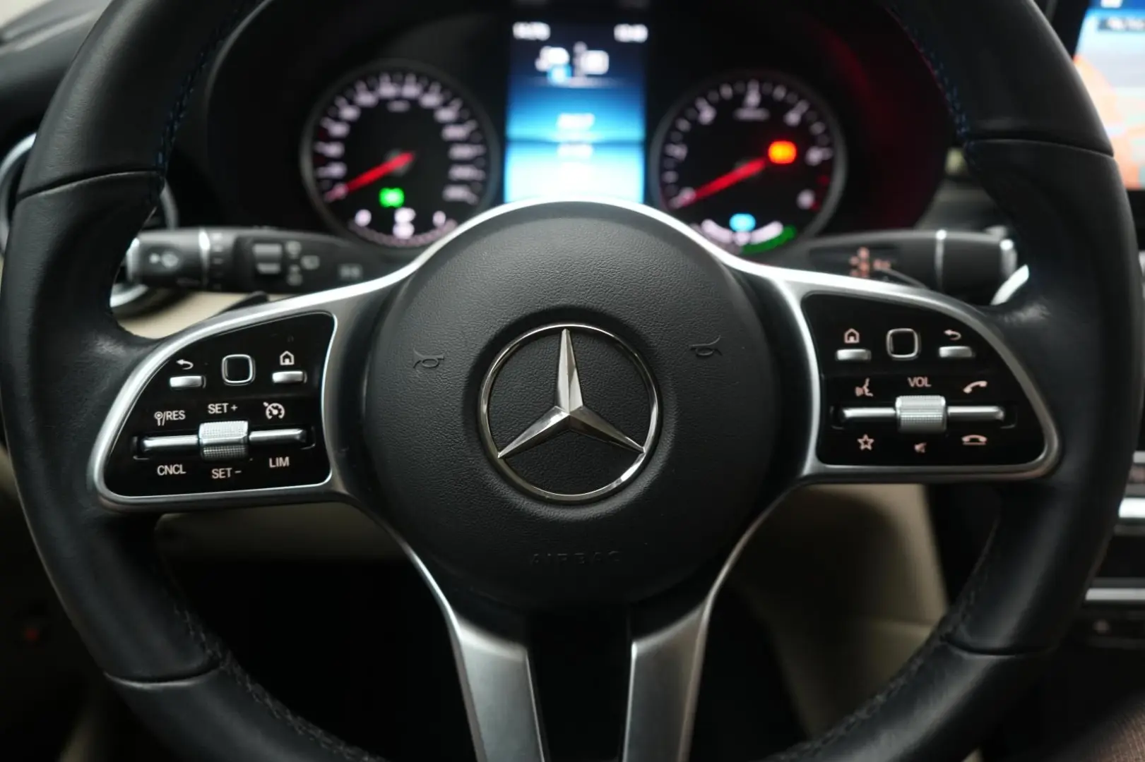 GLC 300 de 4Matic 9G-Tronic Leder Temp Kamera La