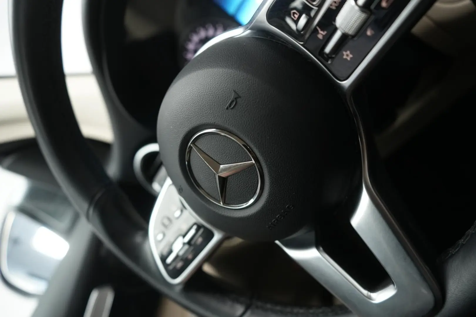 GLC 300 de 4Matic 9G-Tronic Leder Temp Kamera La