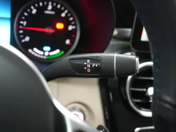 GLC 300 de 4Matic 9G-Tronic Leder Temp Kamera La