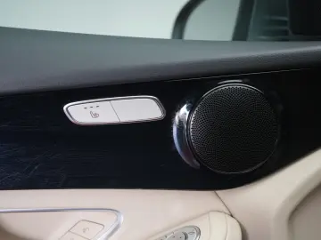 GLC 300 de 4Matic 9G-Tronic Leder Temp Kamera La