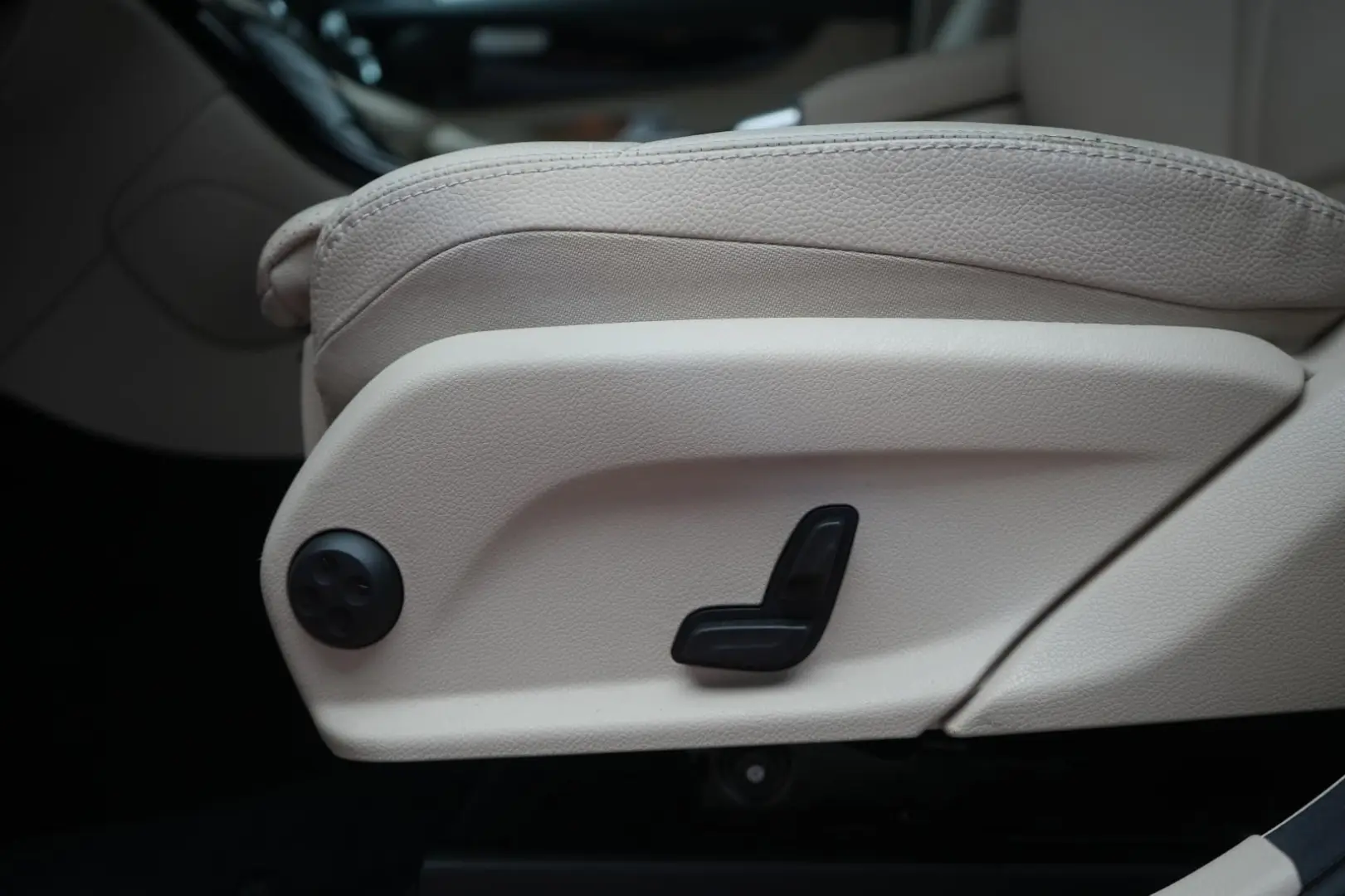 GLC 300 de 4Matic 9G-Tronic Leder Temp Kamera La