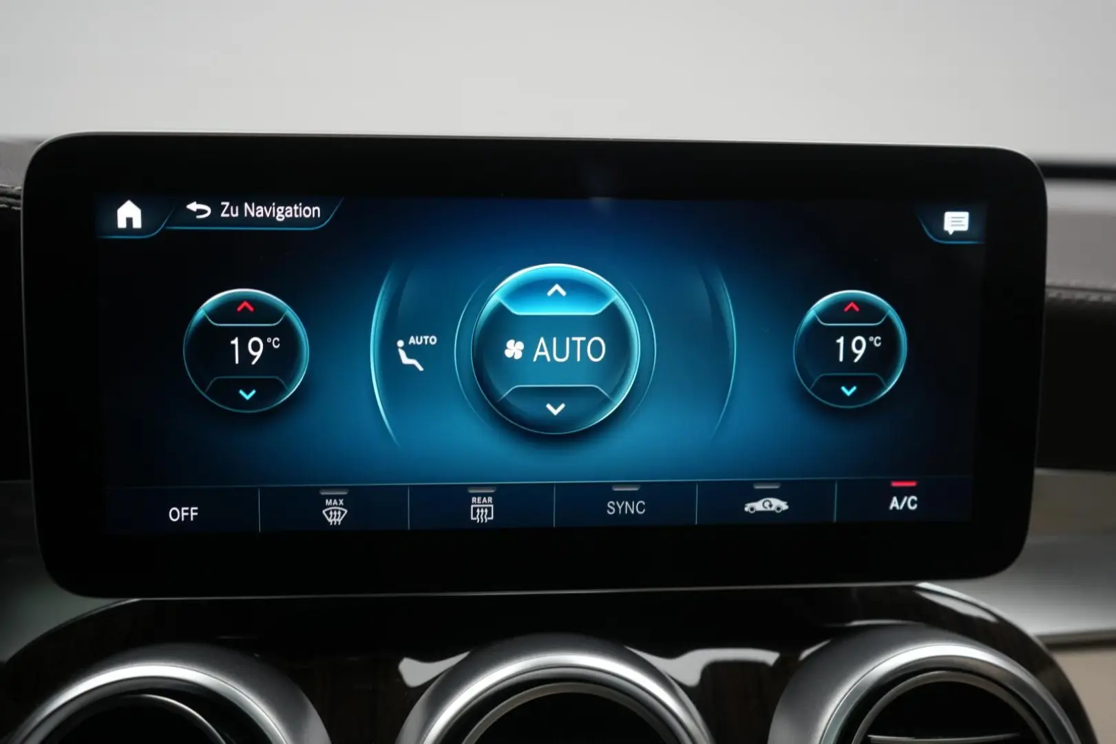 GLC 220 d 4Matic 9G-Tronic Leder Distronic Kamer