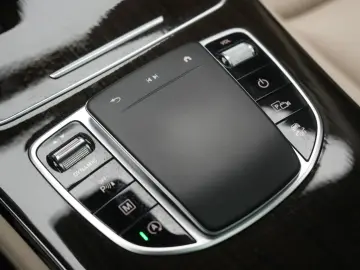 GLC 220 d 4Matic 9G-Tronic Leder Distronic Kamer