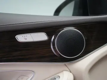 GLC 220 d 4Matic 9G-Tronic Leder Distronic Kamer