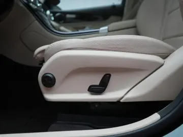 GLC 220 d 4Matic 9G-Tronic Leder Distronic Kamer