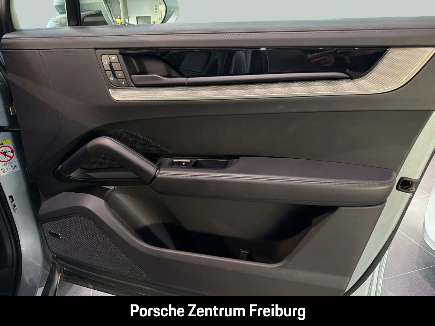 Cayenne E-Hybrid HA-Lenkung Nachtsicht InnoDrive