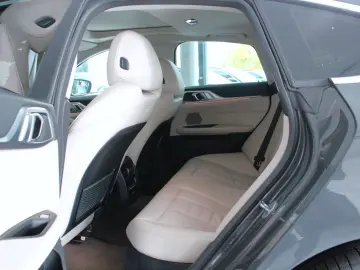 420d xDrive Gran Coupe Laser HeadUp Glasdach ACC