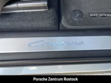 Cayenne E-Hybrid InnoDrive Soft-Close LED-Matrix