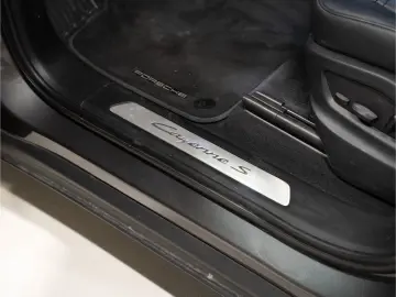 Cayenne S E-Hybrid HeadUp  BOSE Hinterachslenkun