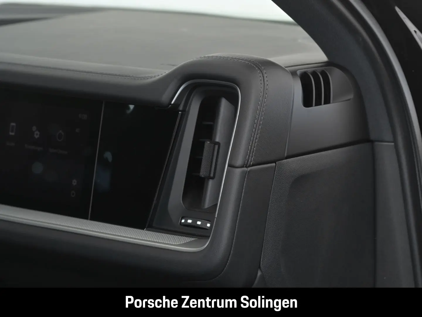 Cayenne E-Hybrid SPORT-AGA PANO HD