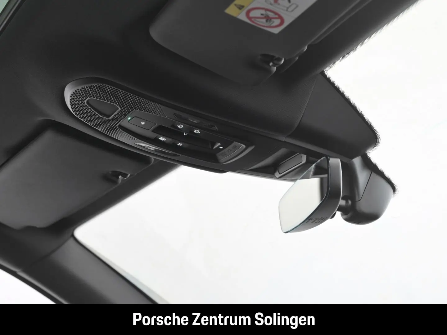 Cayenne E-Hybrid SPORT-AGA PANO HD