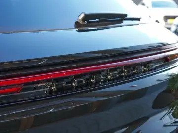 Cayenne 3.0 E-Hyb   Pano   Bose   Cruise   Leder