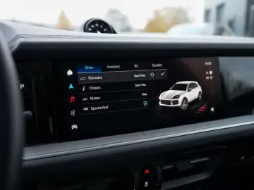 Cayenne 3.0 E-Hyb   Pano   Bose   Cruise   Leder