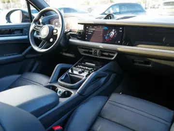 Cayenne 3.0 E-Hyb   Pano   Bose   Cruise   Leder