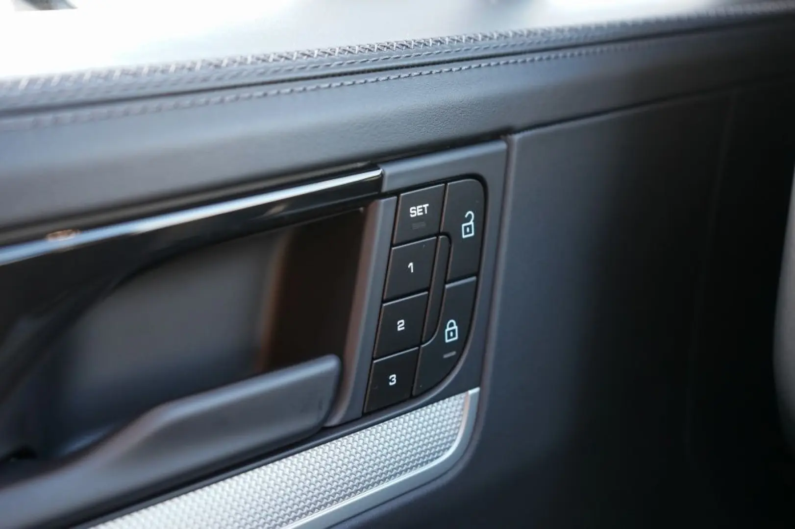 Cayenne 3.0 E-Hyb   Pano   Bose   Cruise   Leder