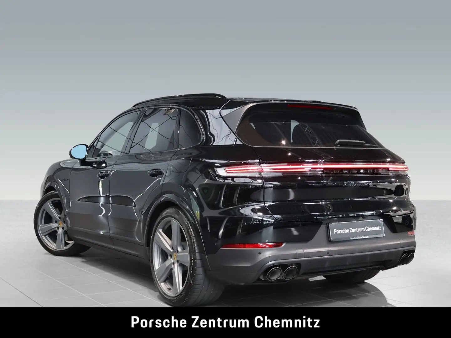 Cayenne S E-Hybrid InnoDrive;BOSE;Sportabgas;18-