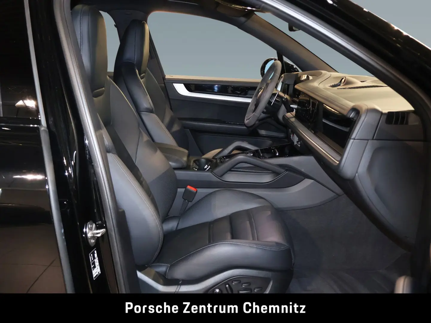 Cayenne S E-Hybrid InnoDrive;BOSE;Sportabgas;18-