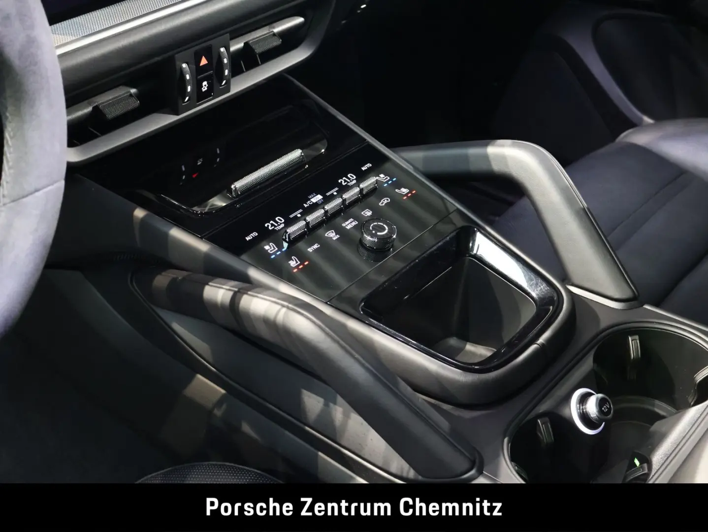 Cayenne S E-Hybrid InnoDrive;BOSE;Sportabgas;18-